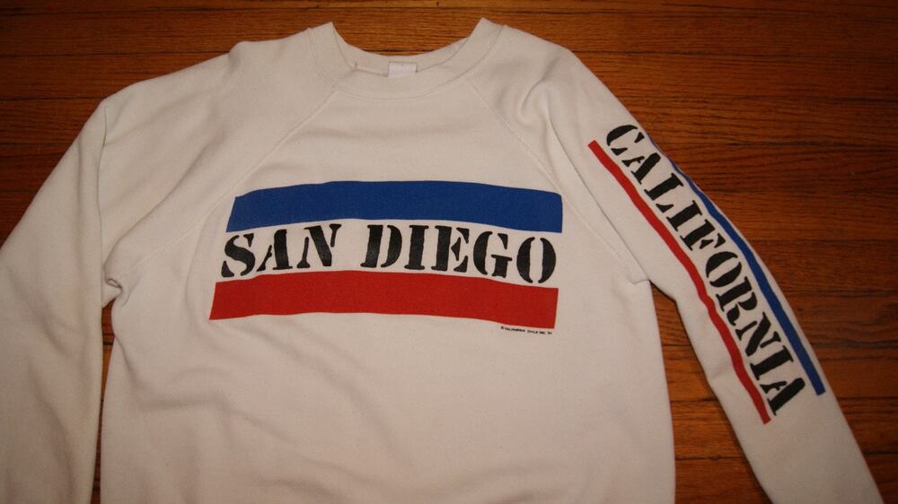 Vintage 80s San Diego California Blue Red Spell Out Arm White Mens M Sweatshirt